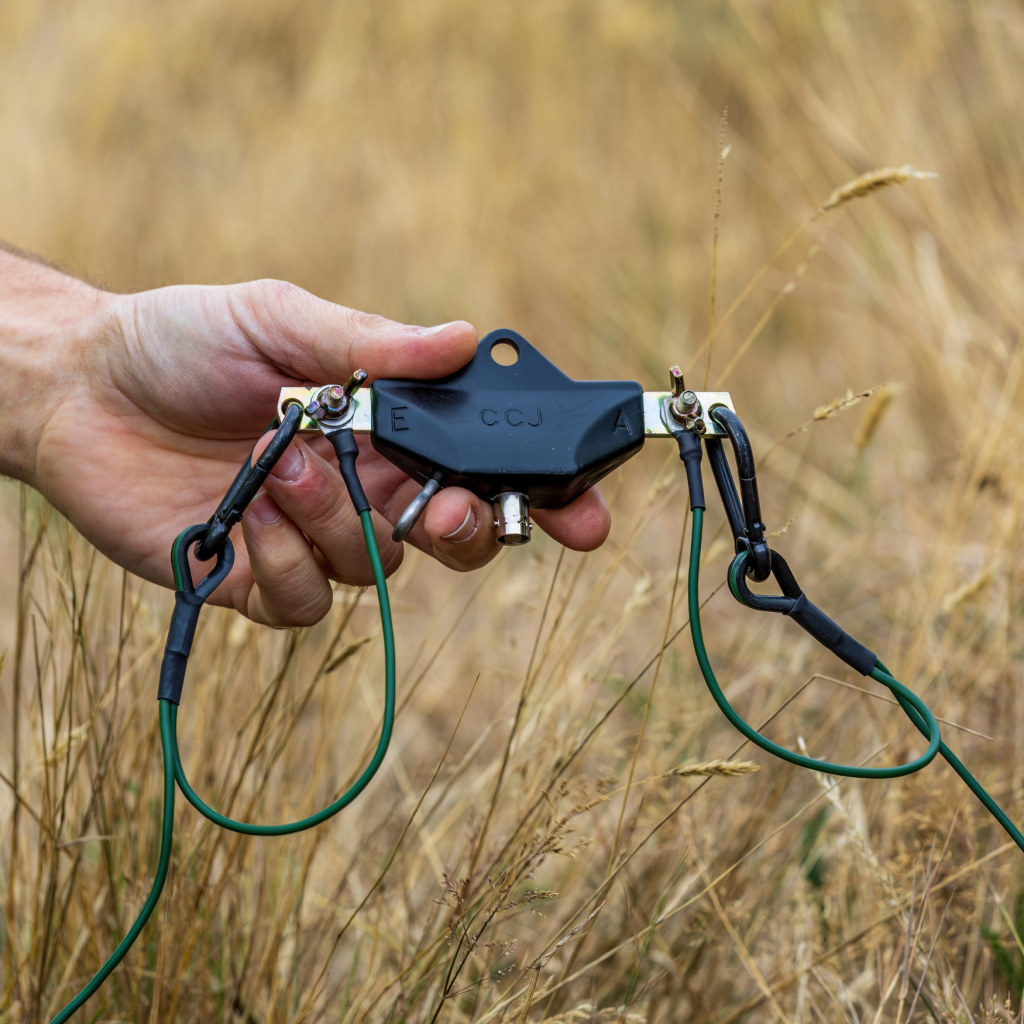 SMC LW8 portable HF dipole antenna